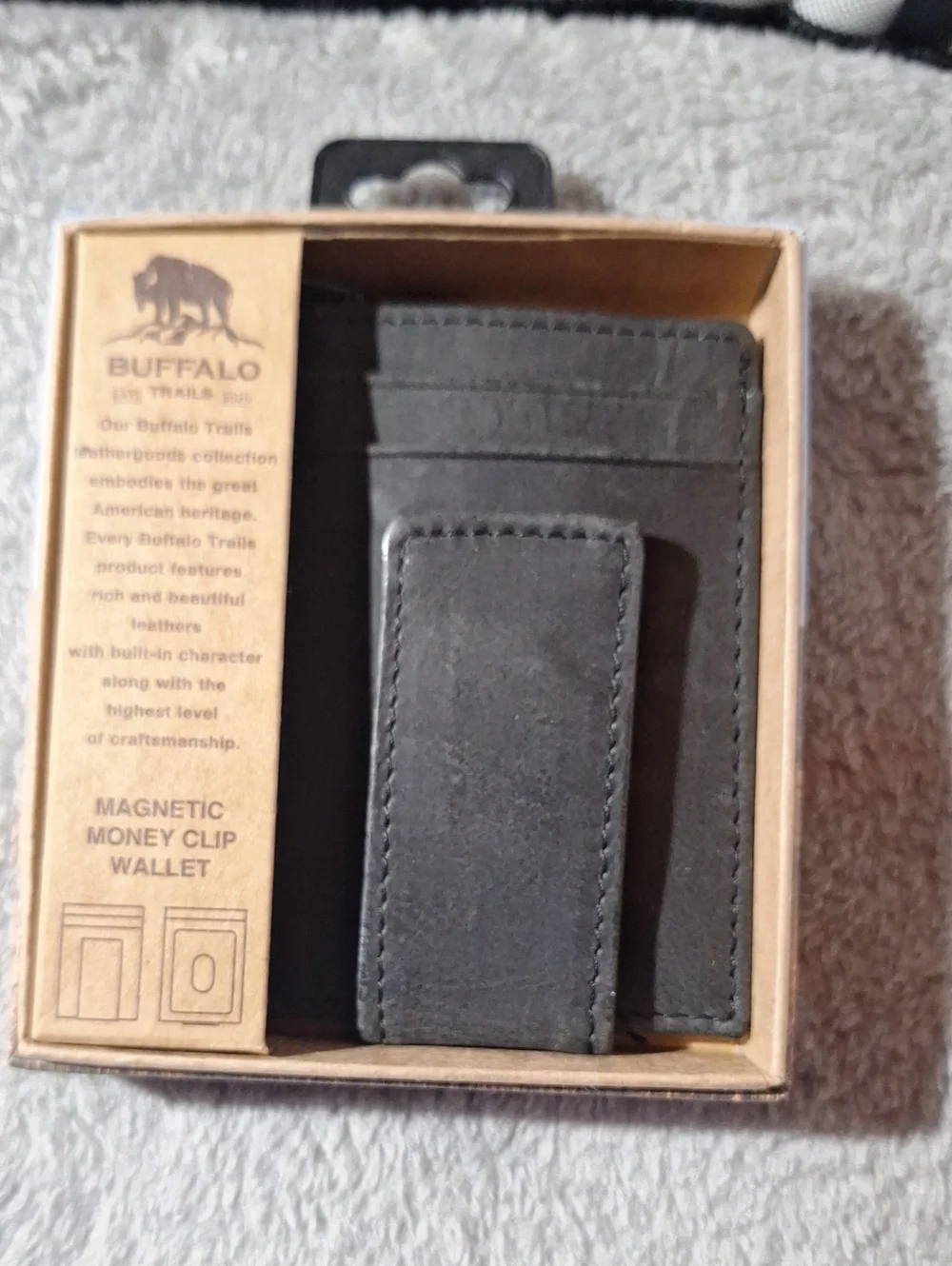 NWT Leather Magnetic Money Clip Wallet - Black